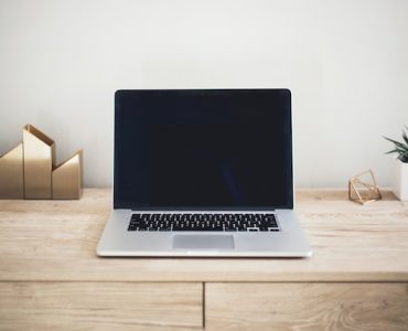 Laptop witch Raspberry Pi OS